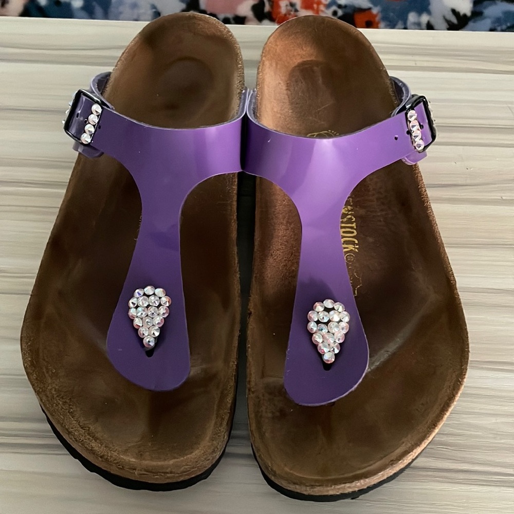 Birkenstock Gizeh patent Purple with gems 38